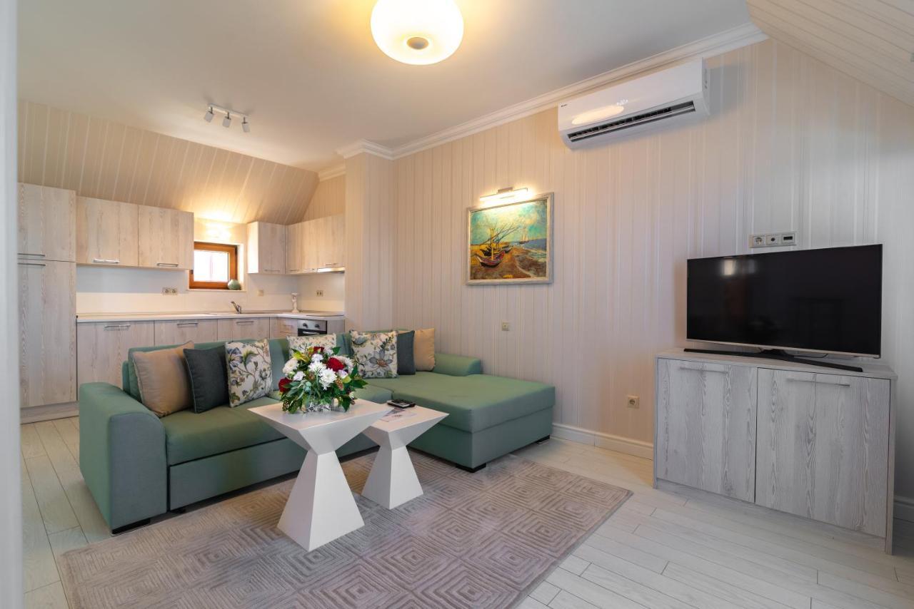 غولدن ساندز La Mer Residence المظهر الخارجي الصورة