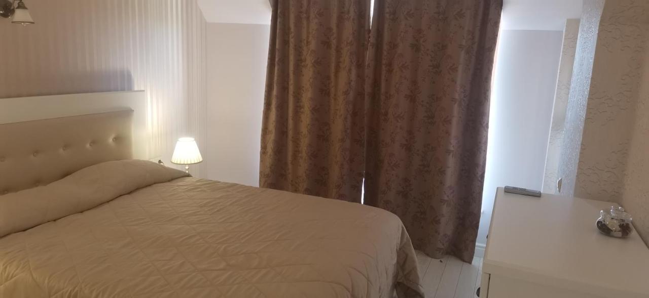 غولدن ساندز La Mer Residence المظهر الخارجي الصورة