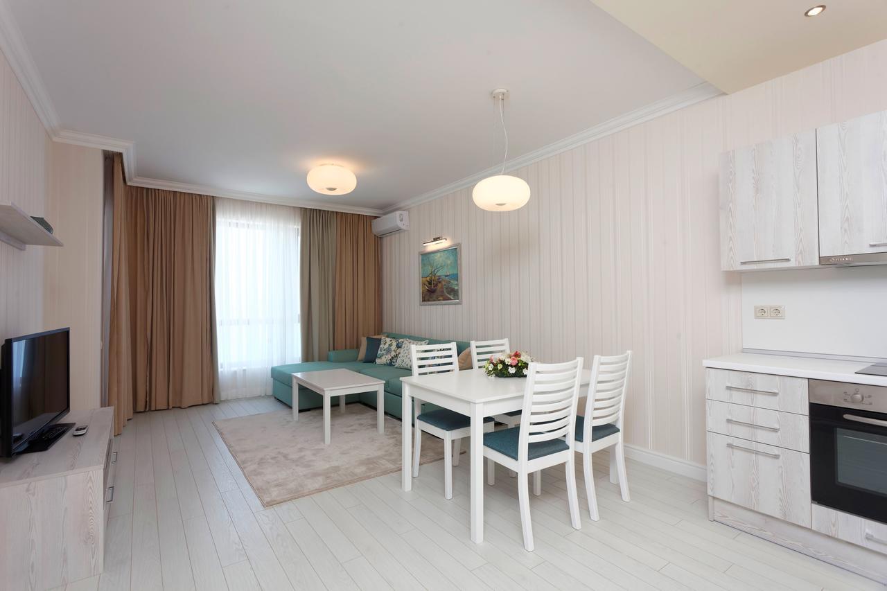 غولدن ساندز La Mer Residence المظهر الخارجي الصورة