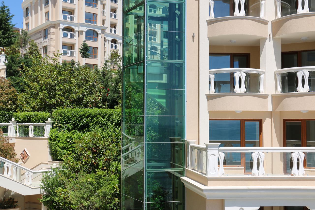 غولدن ساندز La Mer Residence المظهر الخارجي الصورة