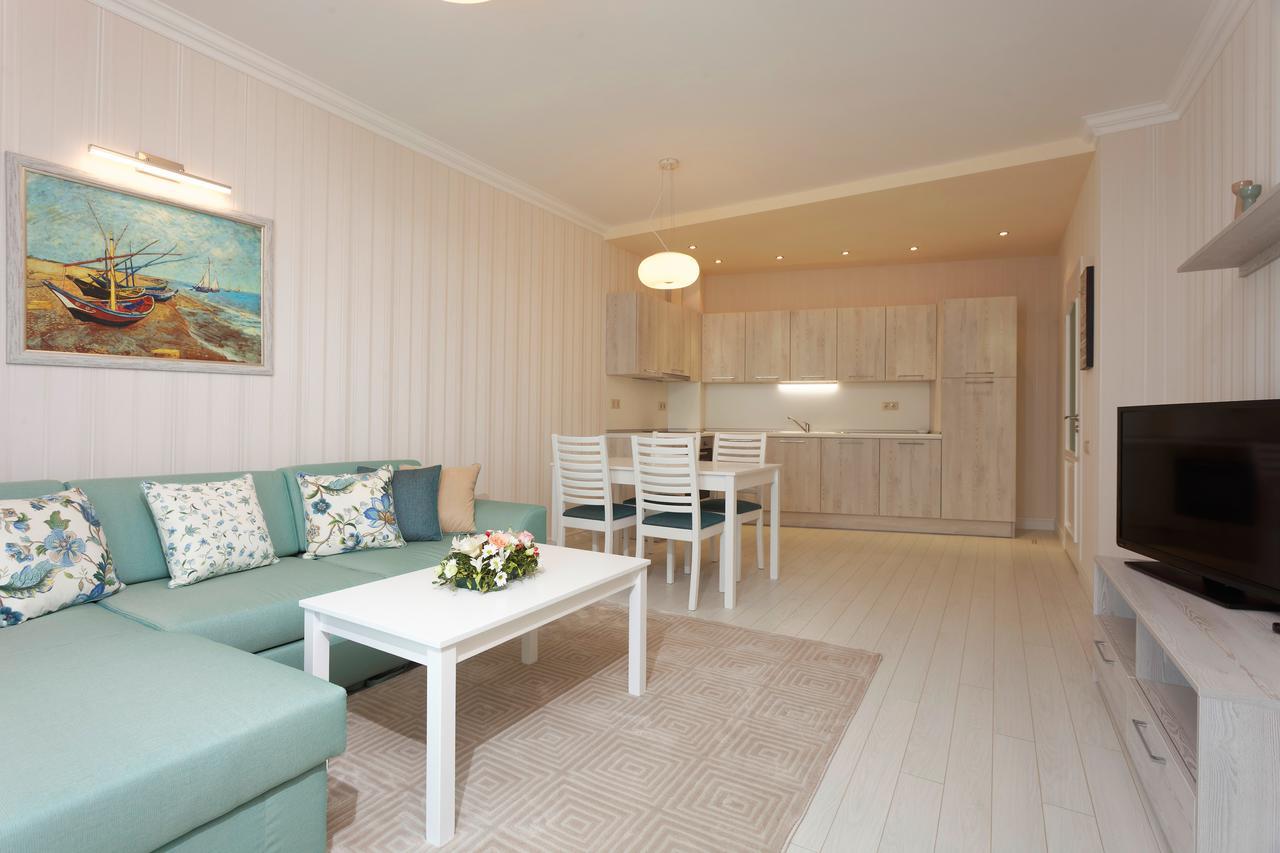 غولدن ساندز La Mer Residence المظهر الخارجي الصورة