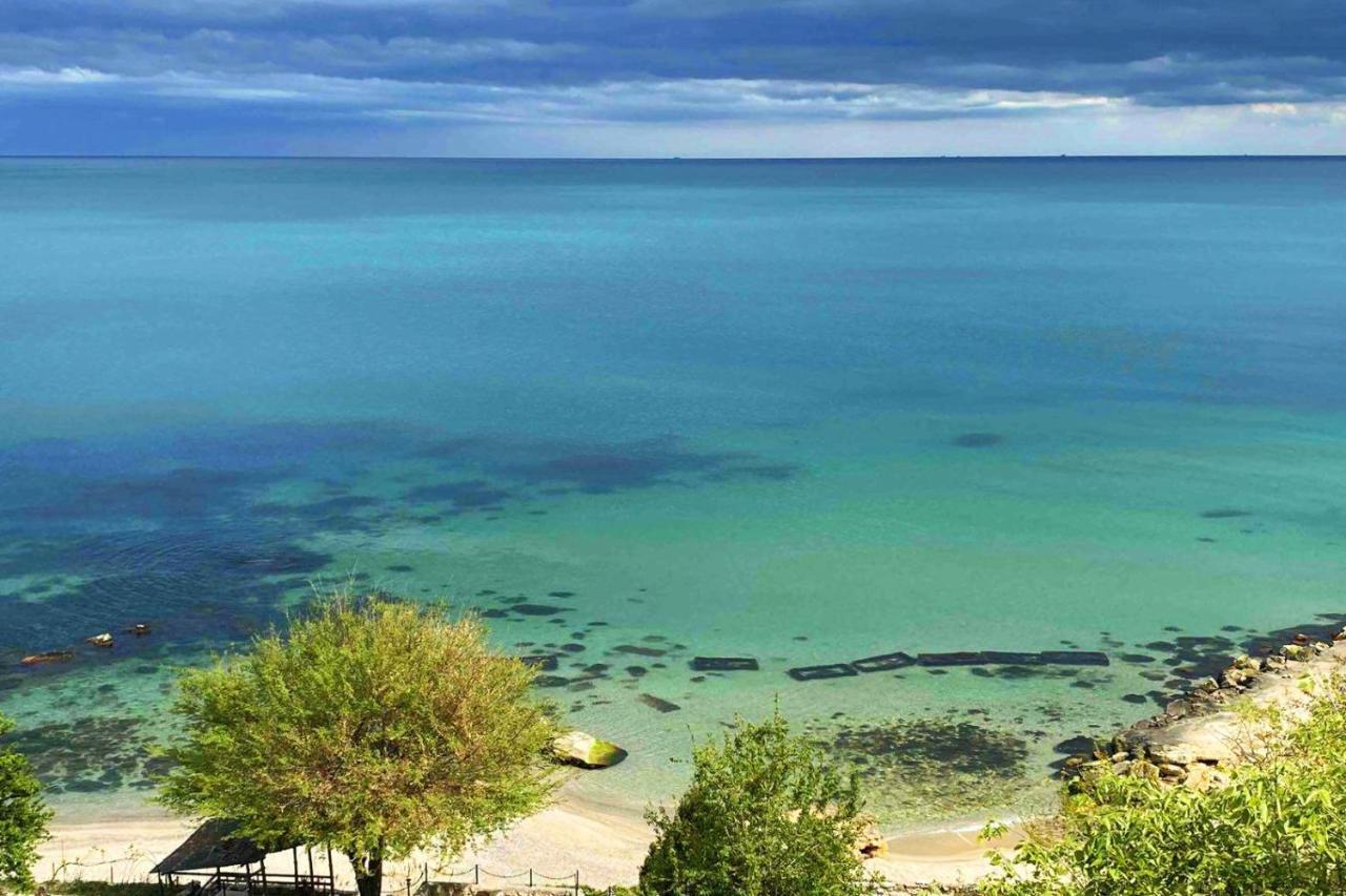 غولدن ساندز La Mer Residence المظهر الخارجي الصورة